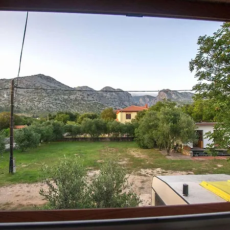 In Starigrad-paklenica 43595 Apartman *