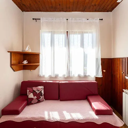 In Starigrad-paklenica 43595 Apartman