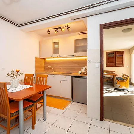 Appartement In Starigrad-paklenica 43595 Starigrad Paklenica